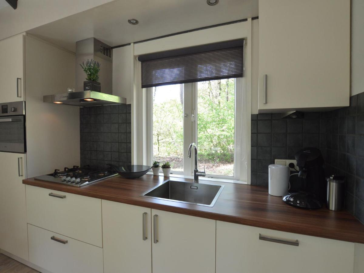 Detached Holiday Home With Sauna Large Garden Stramproy 外观 照片