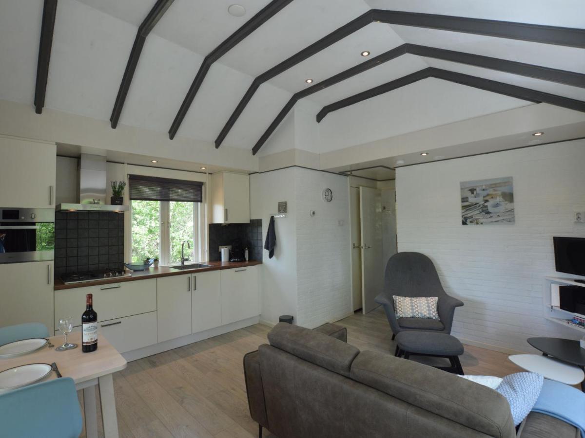 Detached Holiday Home With Sauna Large Garden Stramproy 外观 照片